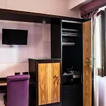 Hotel Garibaldi 3*
