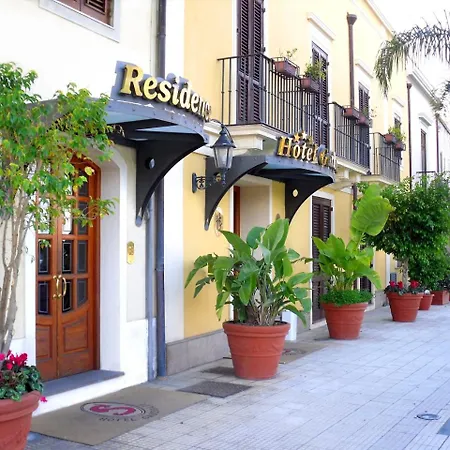 Garibaldi Hotel 3*