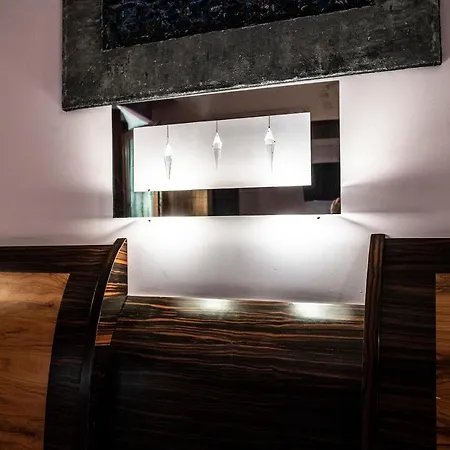 Garibaldi Hotel 3*