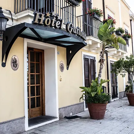 Otel Garibaldi 3*